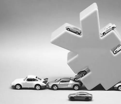 透析汽車金融公司井噴的背后 行業隱憂漸顯，亟待規范